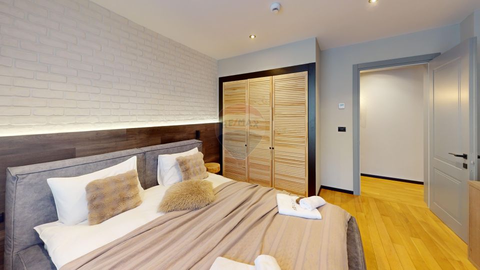 12 room Hotel / Pension for rent, Central area