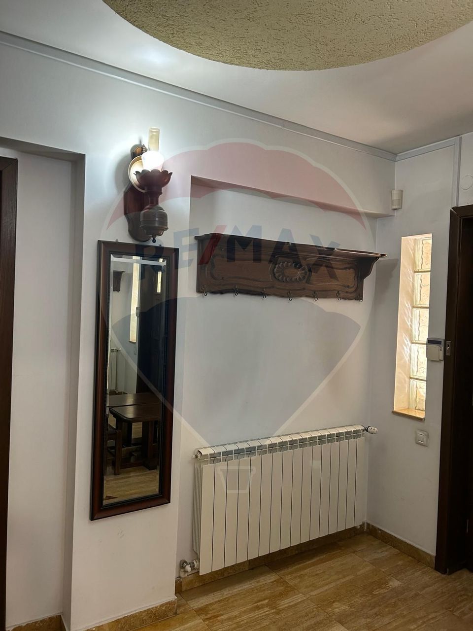 DE INCHIRIAT Apartament 4 camere în zona Baneasa