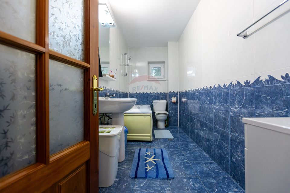 5 room House / Villa for sale