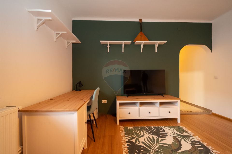 2 room Apartment for rent, Tractorul area