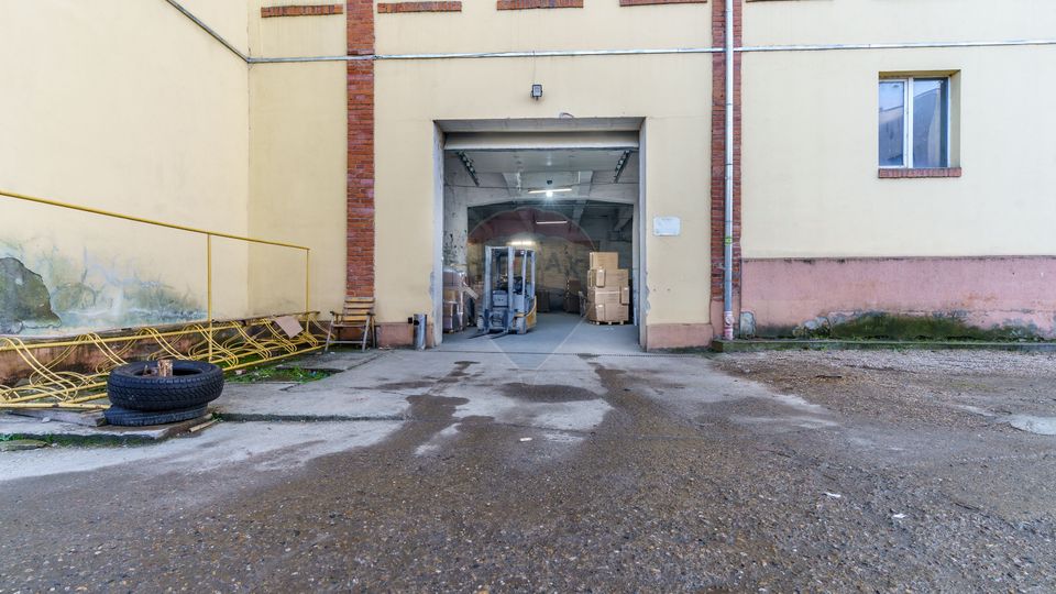 COMISION 0% - Spațiu industrial de 11,077.85 mp de vanzare Cluj