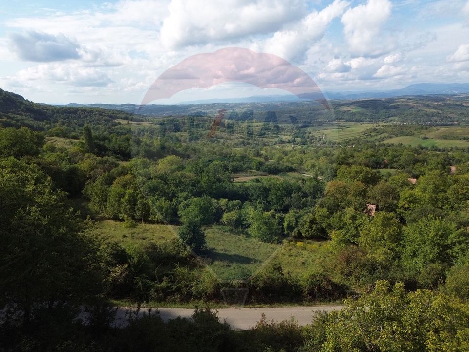 Teren de vânzare în Măgureni