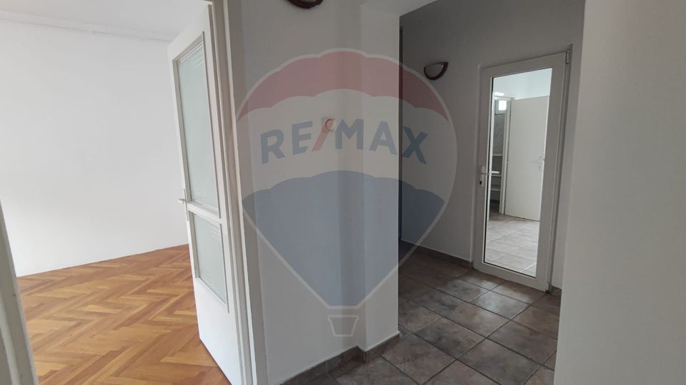 3 room Apartment for sale, Dacia area