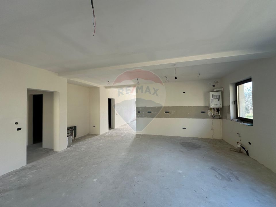 4 room House / Villa for sale