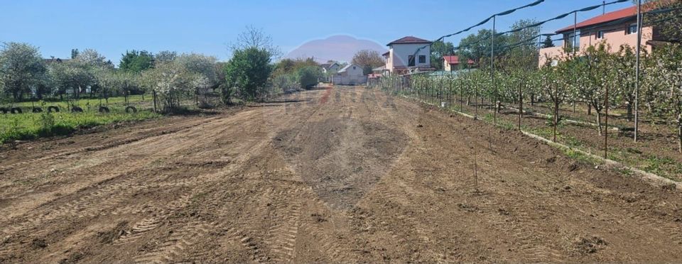 Land 1,984sqm Ciorogarla / Strada Horia