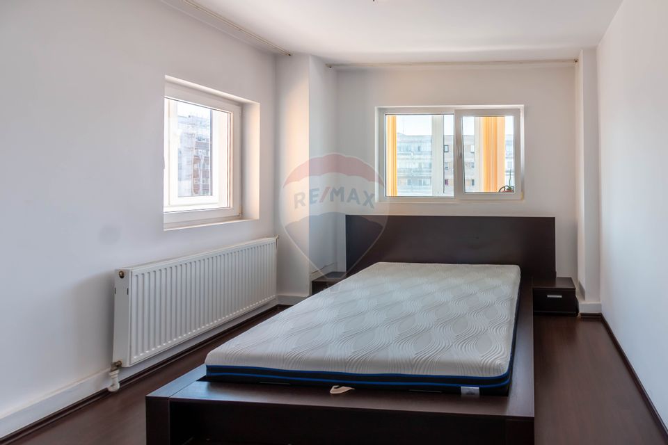 Apartment with 3 rooms for sale in the Peace area