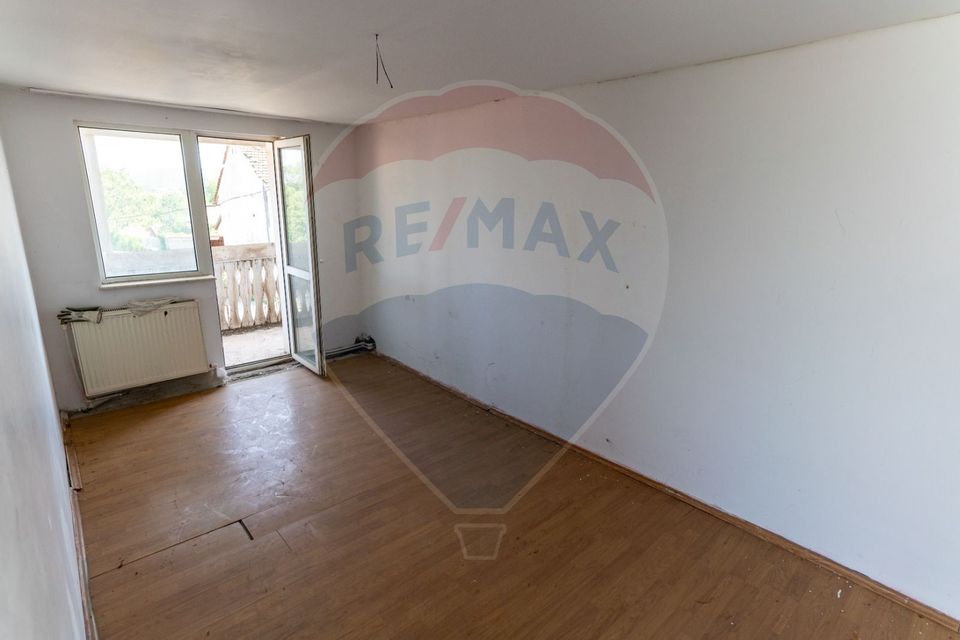 4 room House / Villa for sale, Central area