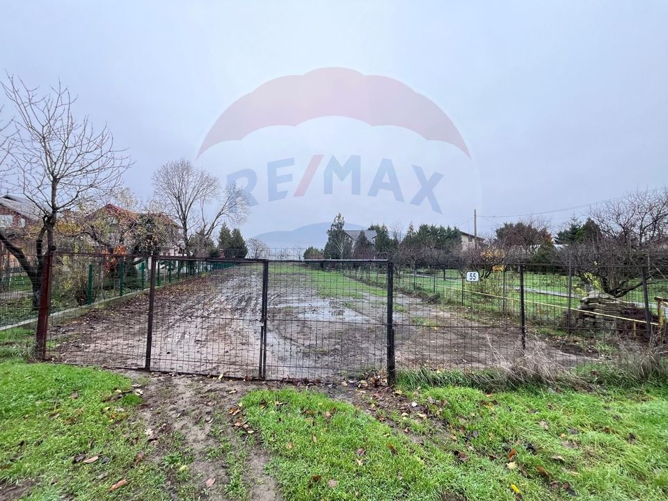 Land 1427 sqm - for sale in Mihailesti near Lake Arges