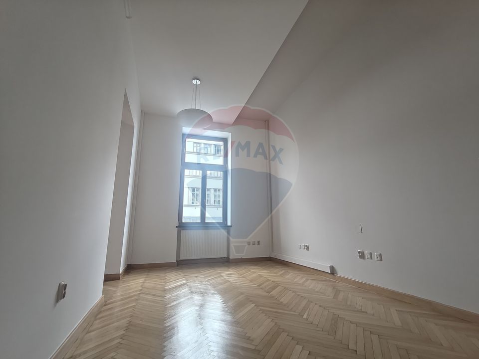 59sq.m Office Space for rent, Ultracentral area