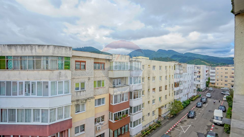 Apartament cu 3 camere de vânzare în Sacele, Comision 0!