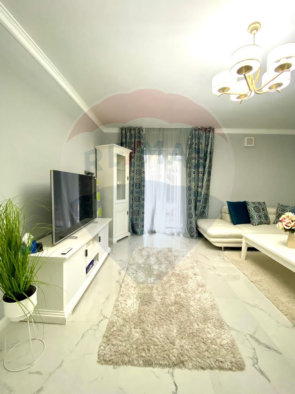 Apartament cu 2 camere de închiriat ,impecabil, Buna Ziua