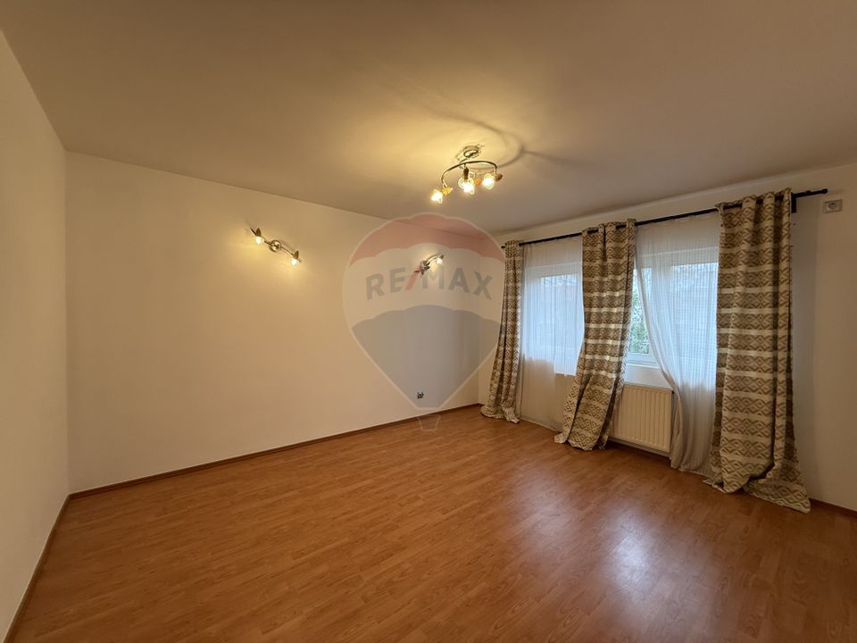 For rent | 4-room villa with garage and garden 125 sqm | Azur Piper