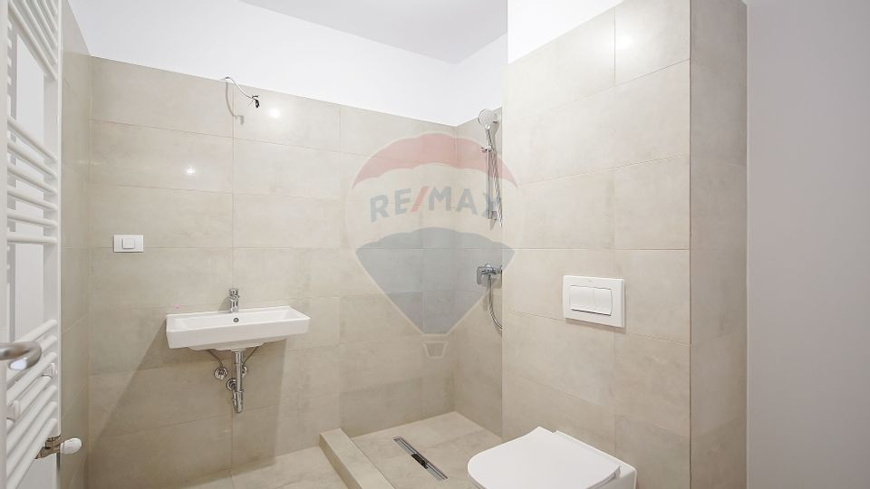 Garsoniera, de vânzare, Calea București