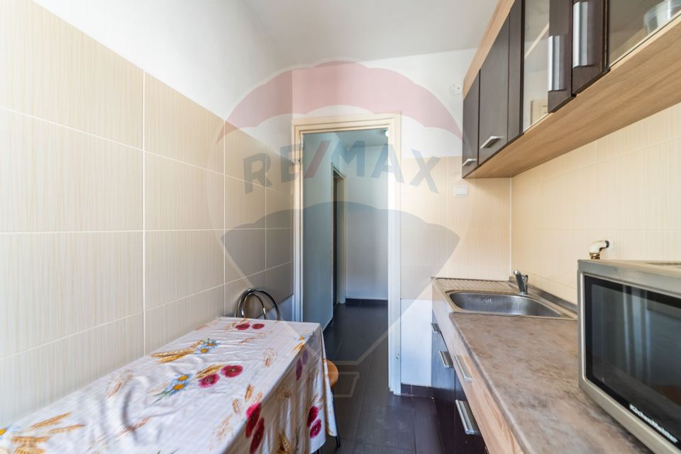 2 room Apartment for rent, Boul Rosu area