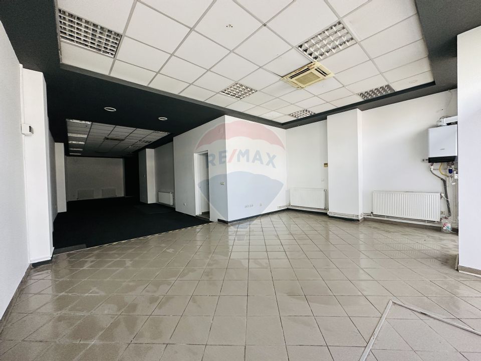 Spațiu comercial 120 m Bulevardul Bucuresti