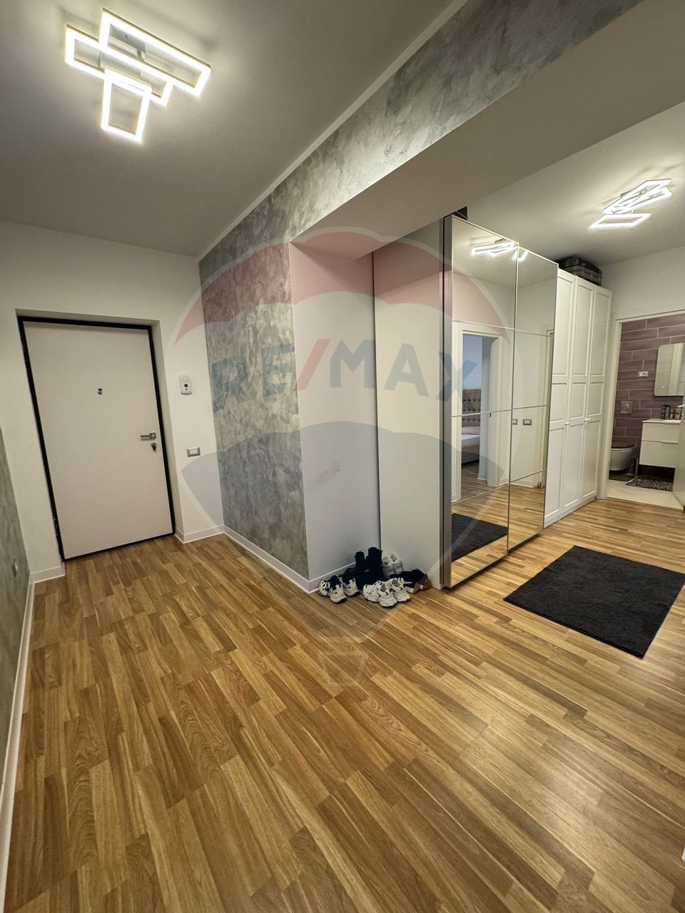 Apartament cu 2 camere mobilat si utilat et.1 la Victoria Residence