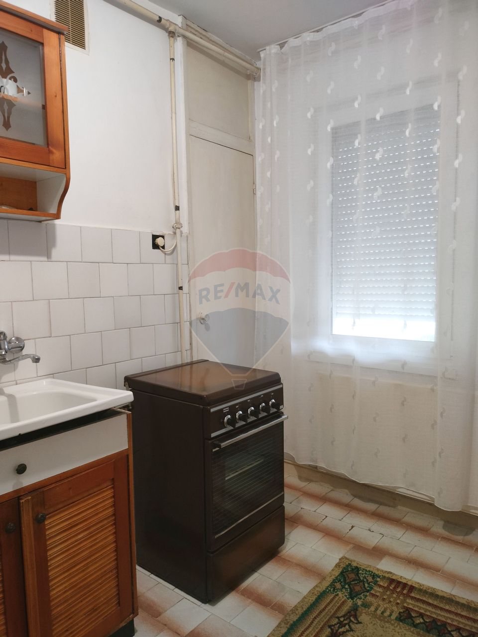 Apartament doua camere decomandat - cartier Tineretului Tarnaveni