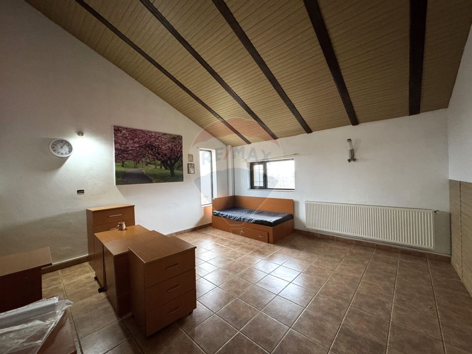 Villa 11 rooms | Buftea - 2 min from Buftea Lake