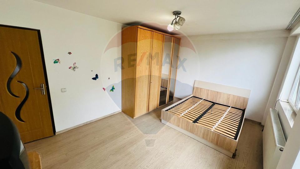 De vanzare Apartament Bloc Nou /Curte privata/Balcon Generos/Zona buna