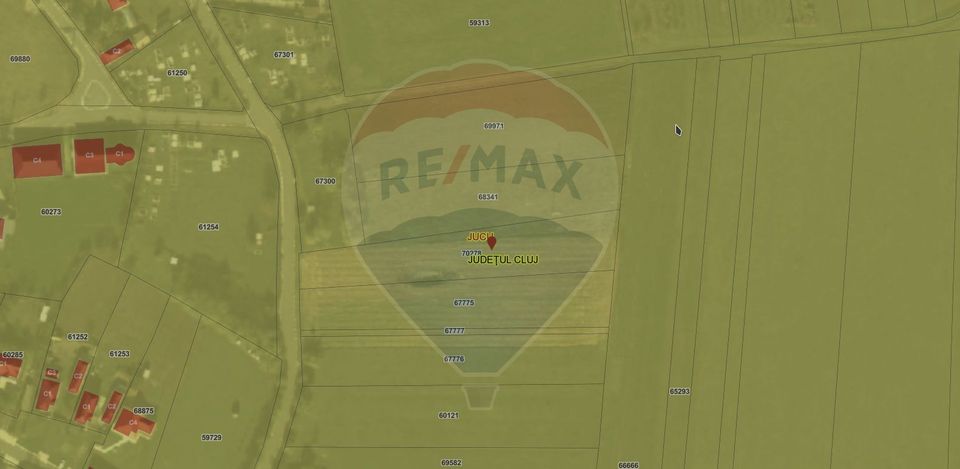 Teren intravilan, 2,900 mp Jucu de Sus, la asfalt