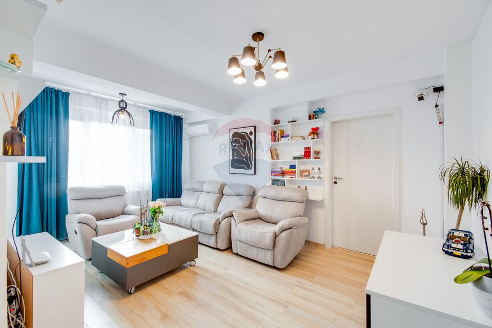 Apartament 3 camere Parc Sebastian Bloc Nou