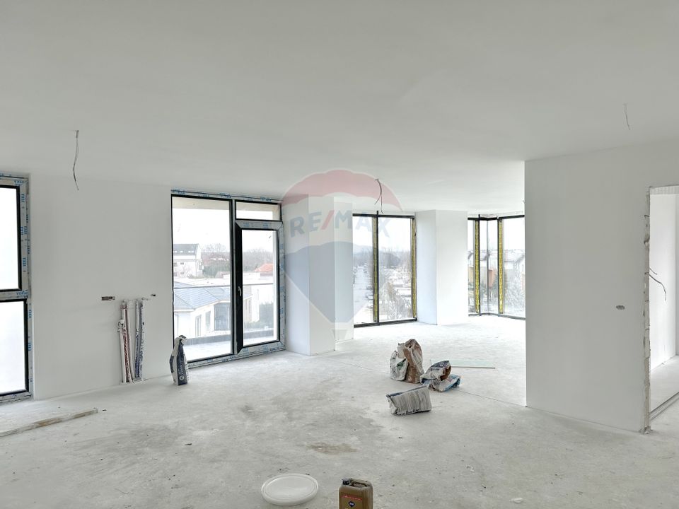 Confort și Eleganță: Apartament de Lux cu 3 Camere în Subcetate-NOU