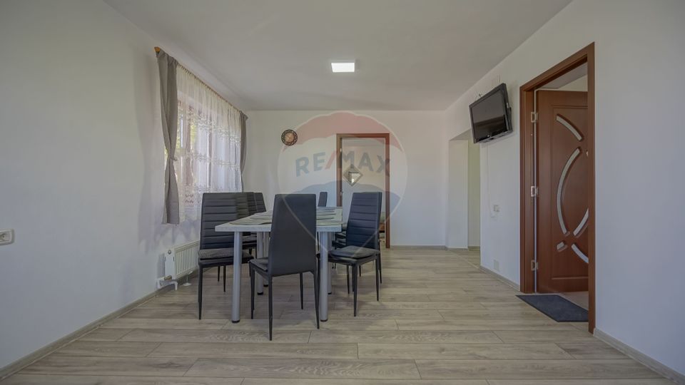 CasaI Vila cu 8 camereI 5 bai TOHANITA  - ZARNESTI , BRASOV