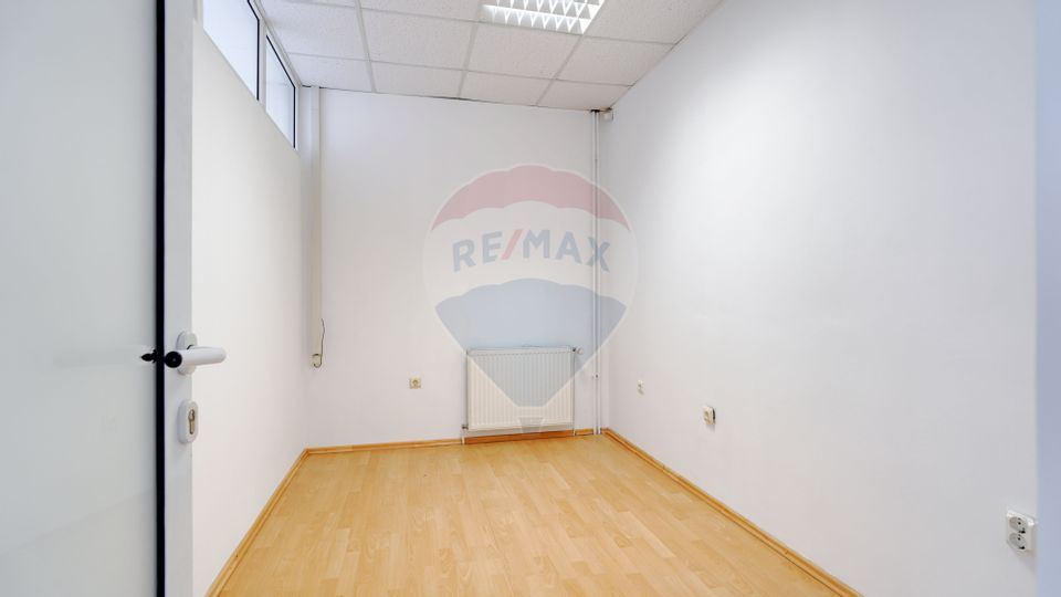 160sq.m Office Space for rent, Centrul Civic area