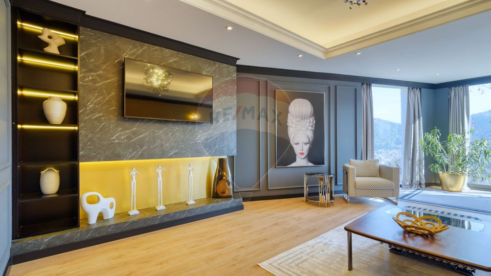 Design, Panorama and Exclusivity — Calea Poienii