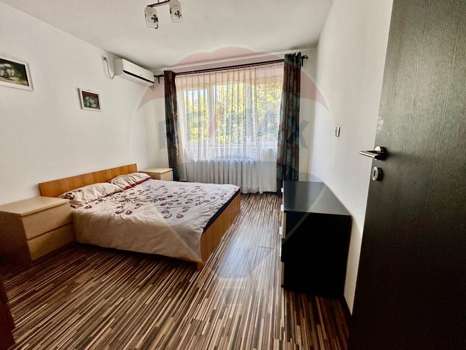 3 room Apartment for sale, Crangasi area