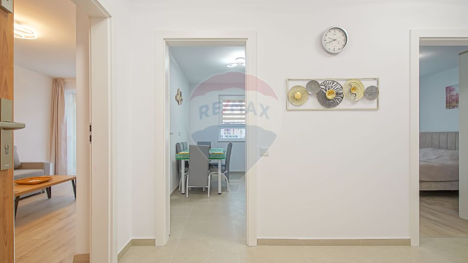 2 room Apartment for rent, Tractorul area