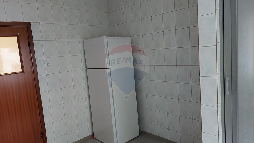 Închiriere apartament 3 camere – Bulevardul Unirii