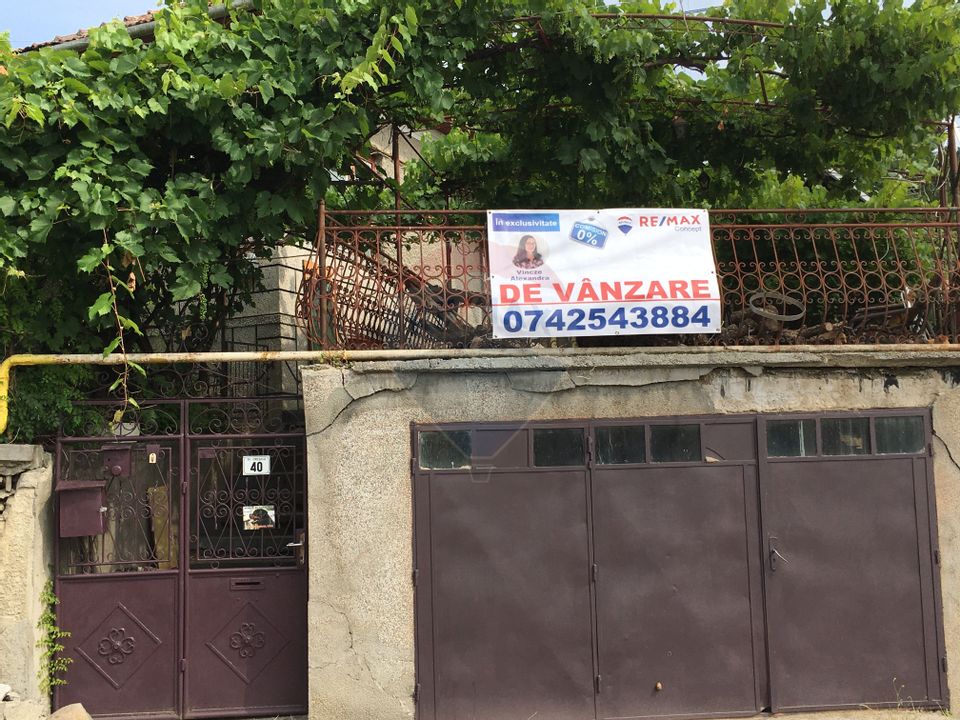 Casă / Teren de vanzare