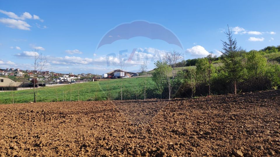 Vânzare teren intravilan 1,200mp Oradea, zona Doja - Hanul Pescarilor