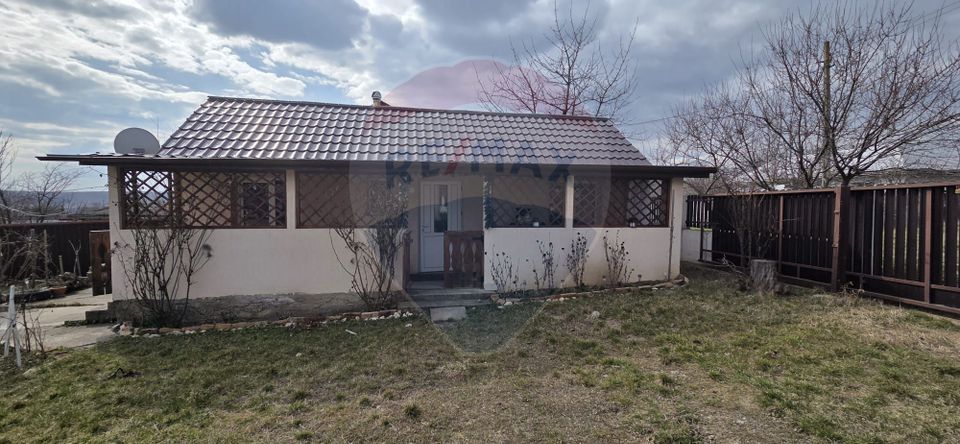 4 room House / Villa for sale