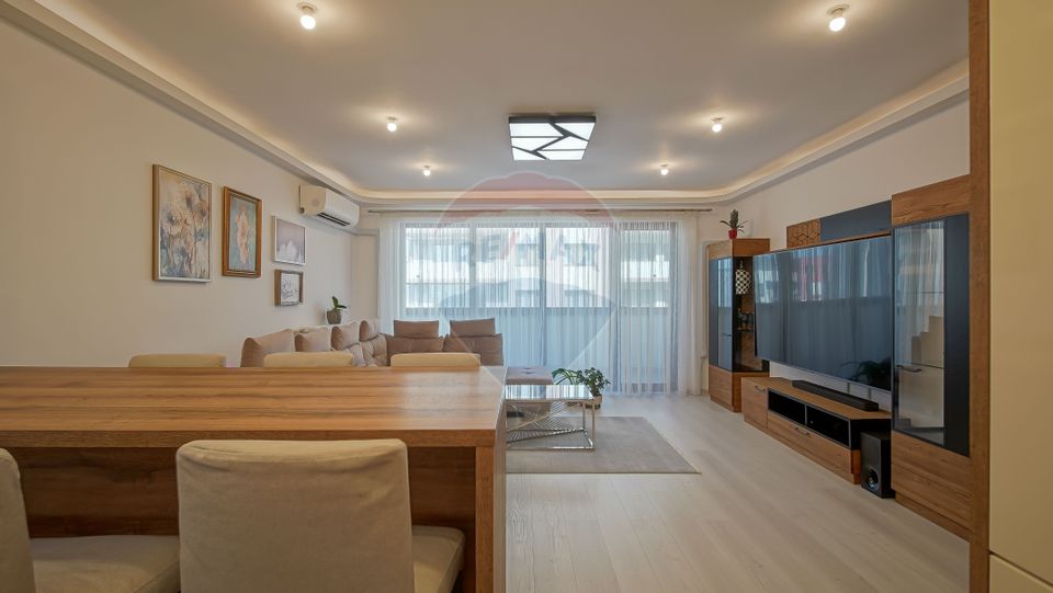 - REZERVAT -  Apartament Premium 4 Camere