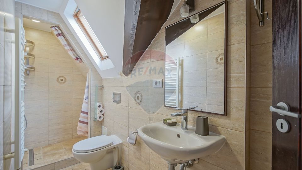 Casă deosebită în Brașov, afacere sau locuință multifuncțională!