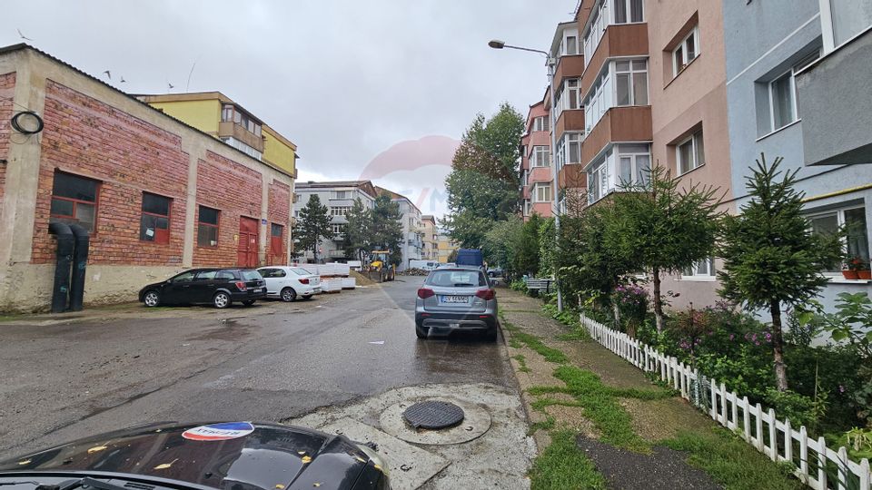 Apartament decomandat cu 2 camere în zona Burdujeni