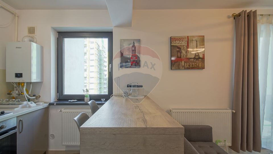 2 room Apartment for rent, Tractorul area