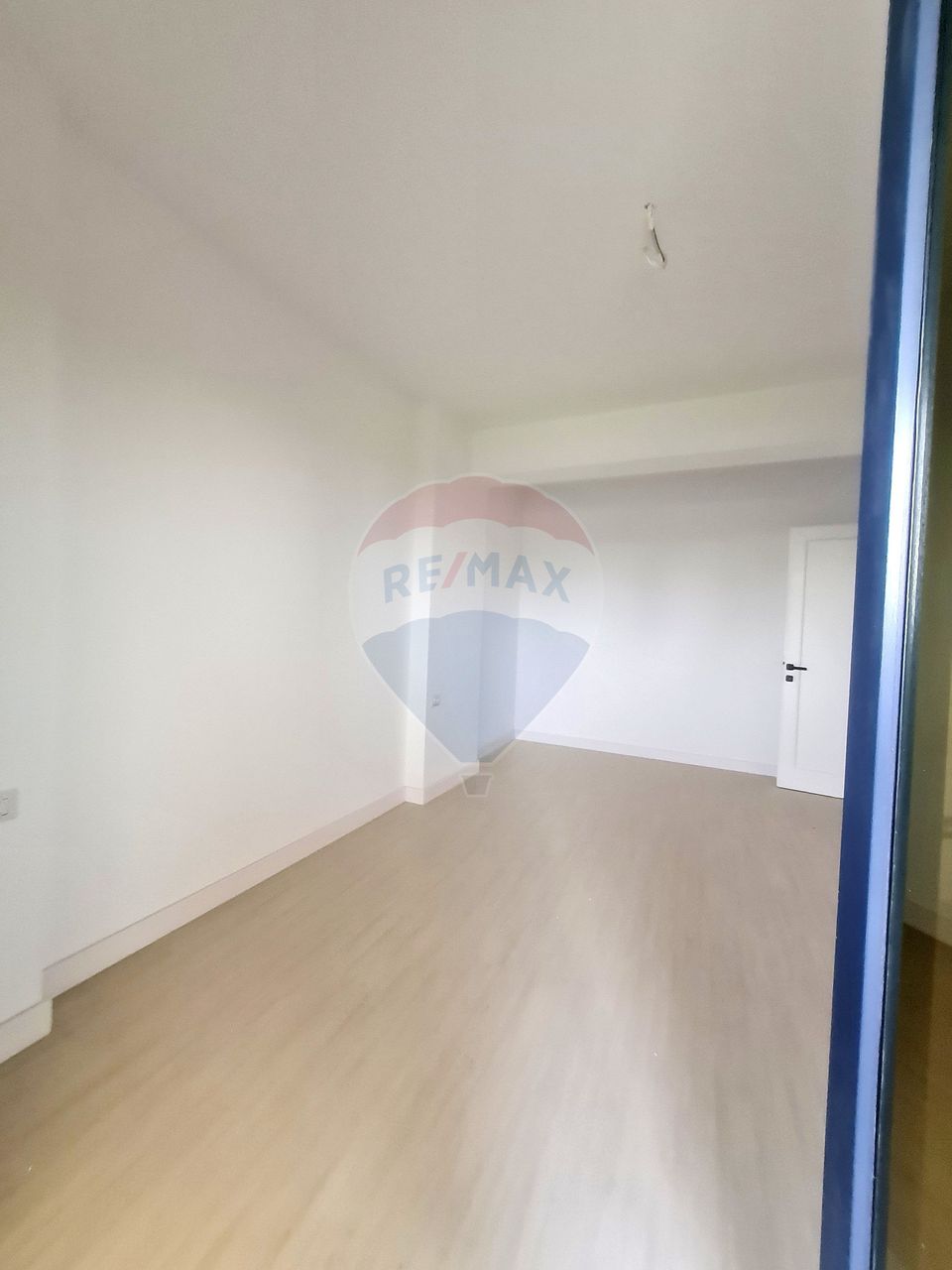Apartament cu 2 camere de închiriat in bloc nou( DMC  RESIDENCE)