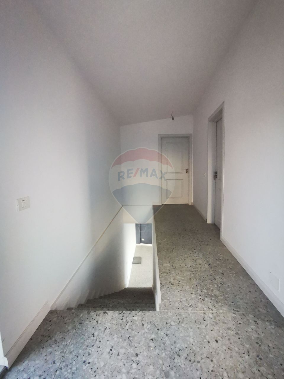 4 room House / Villa for sale