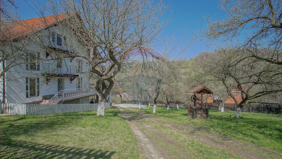 Proprietate cu potential turistic, zona Bran Poarta