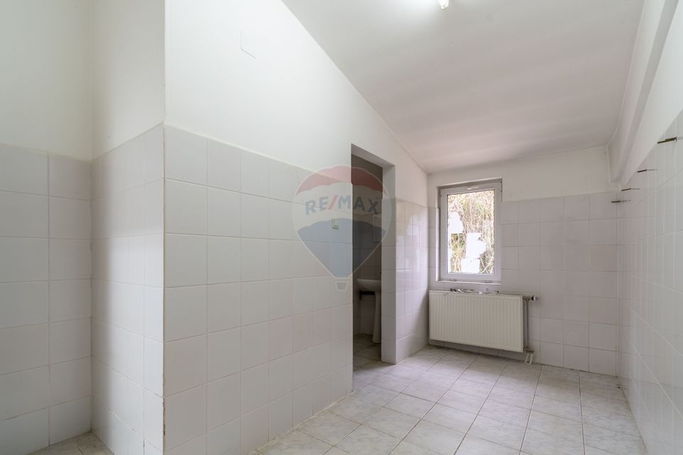 1,729sq.m Industrial Space for sale