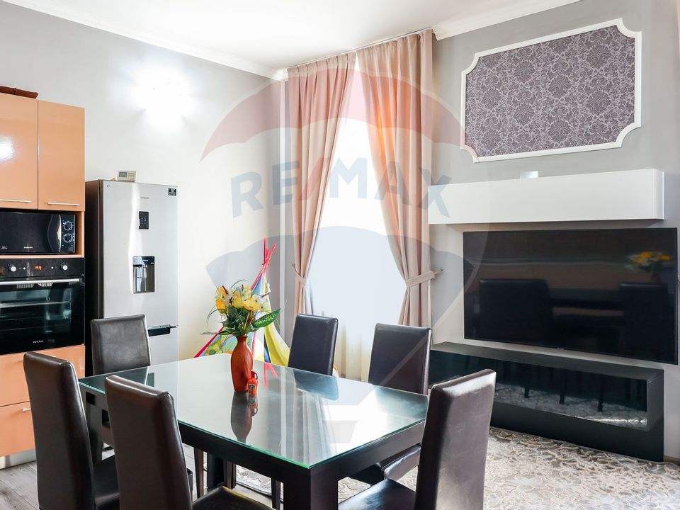 De vânzare apartament cu 3 camere, 100 mp util, Ultracentral