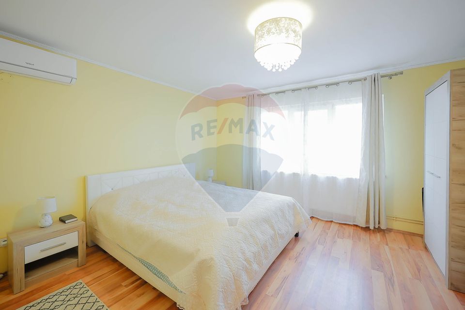 6 room House / Villa for sale, Episcopia Bihor area