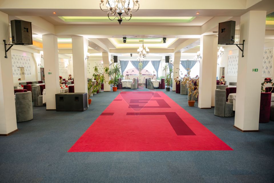 1,132sq.m Commercial Space for sale