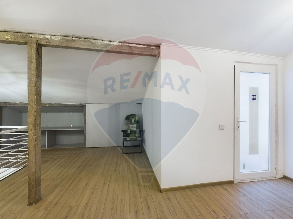 4 room House / Villa for sale, Eroii Revolutiei area