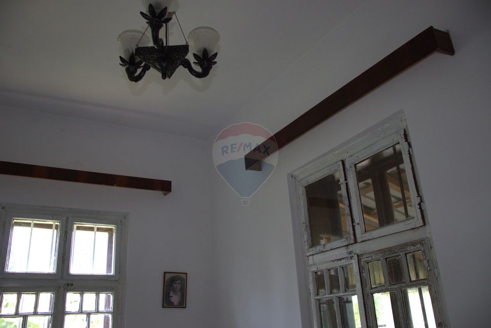 9 room House / Villa for sale