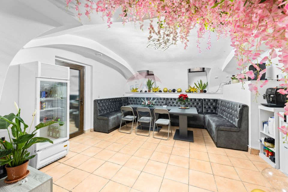 120sq.m Commercial Space for sale, Central area