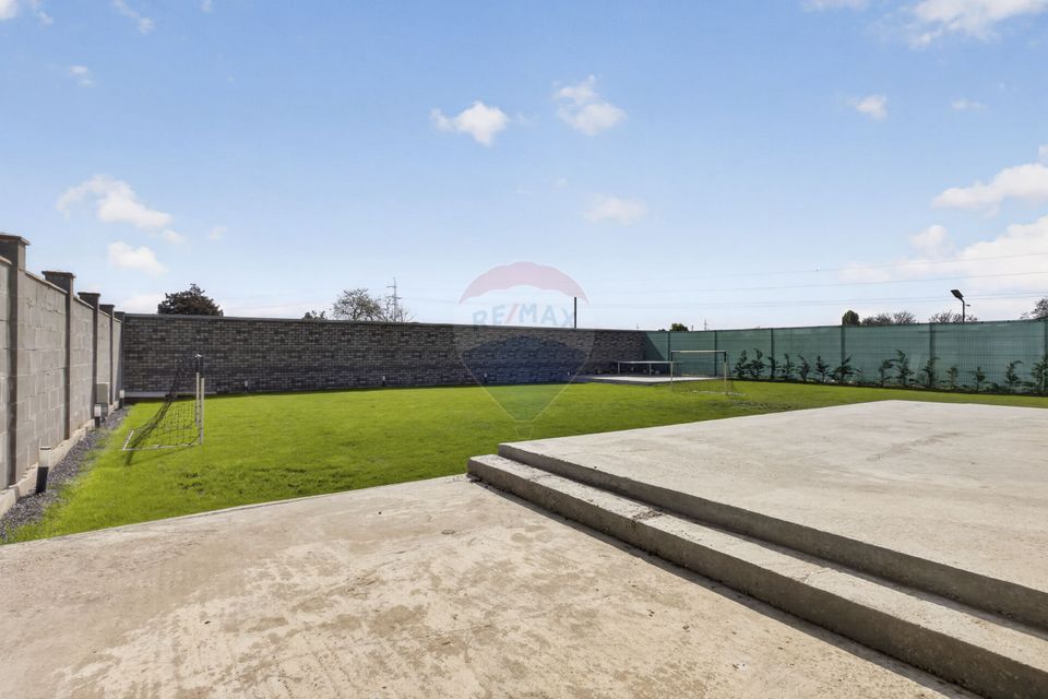 Casă la cheie cu teren 544 mp de vanzare in zona 6 Vanatori,Arad